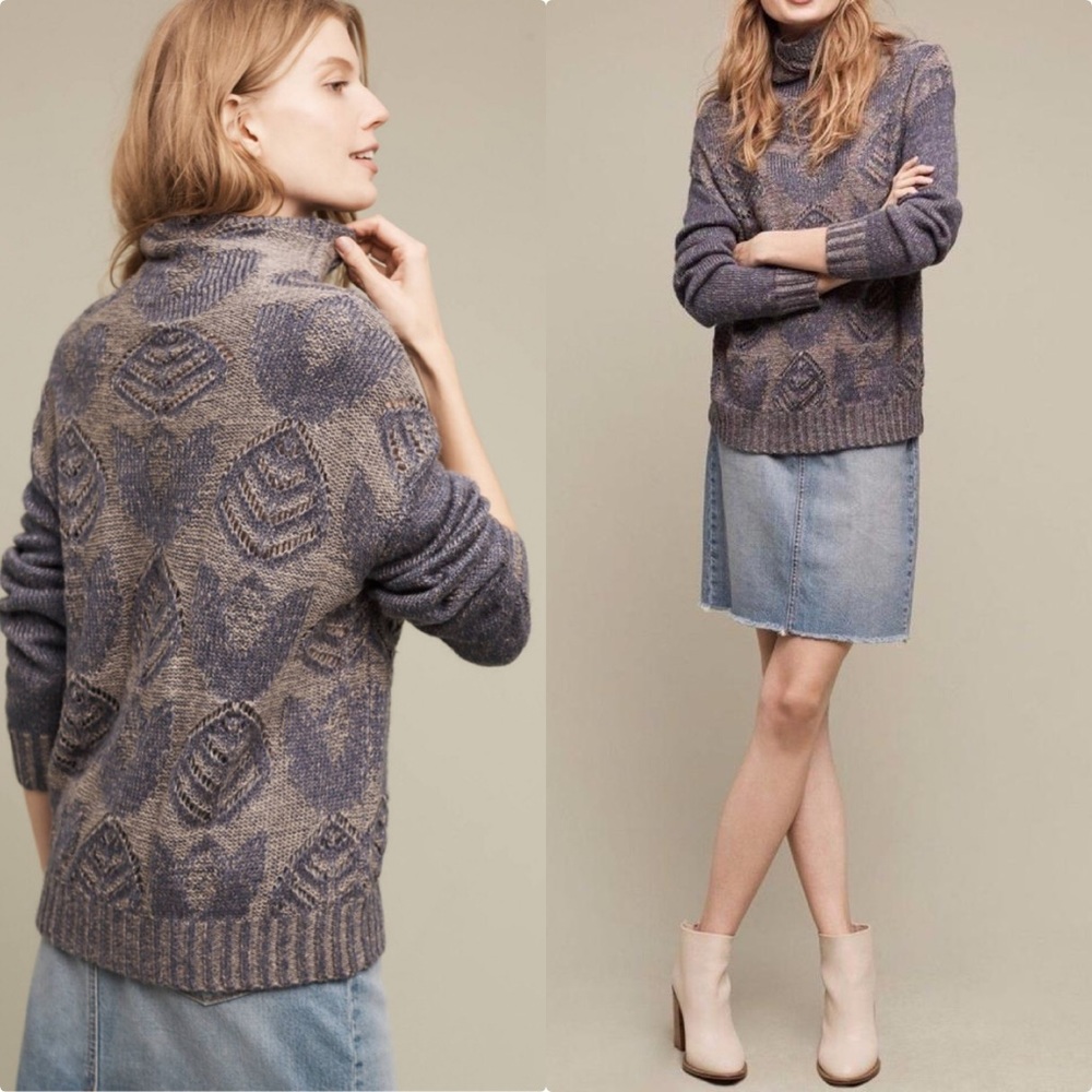❌SOLD ❌Stitched FoliageTurtleneck - Picture 2 of 4
